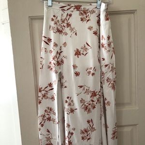 Long maxi skirt